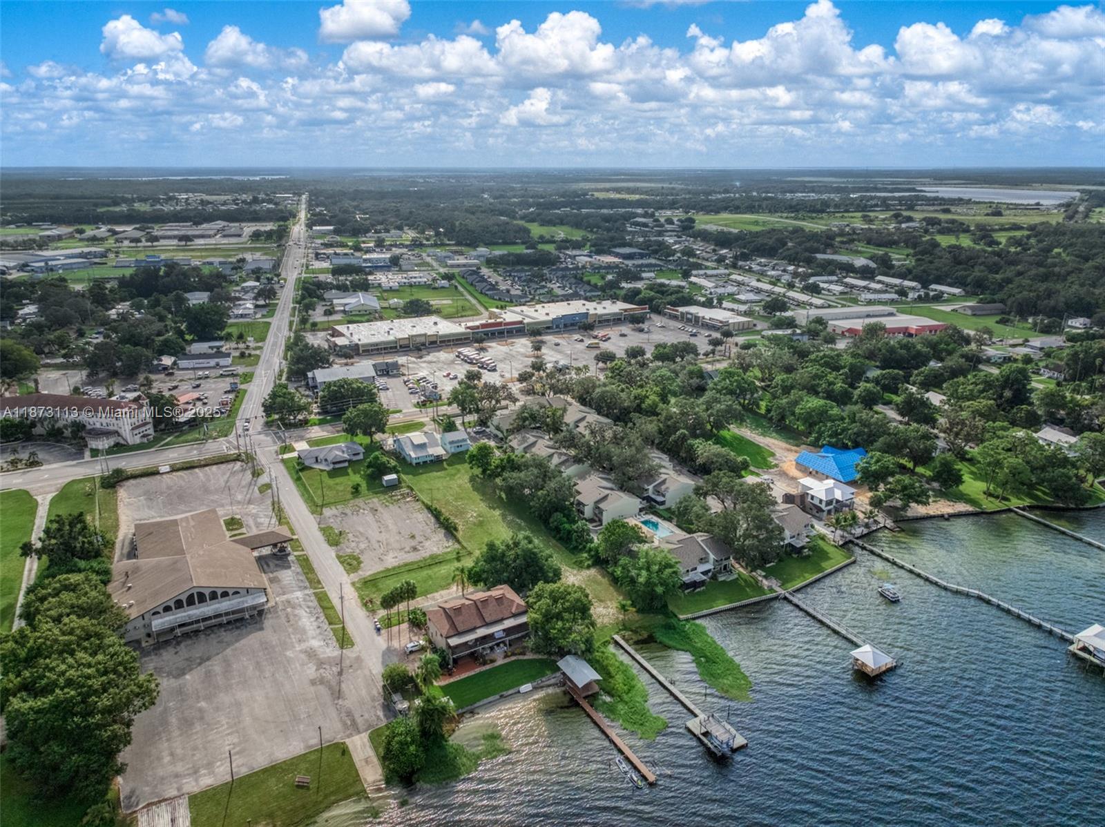 Bay Street Villas - Residential