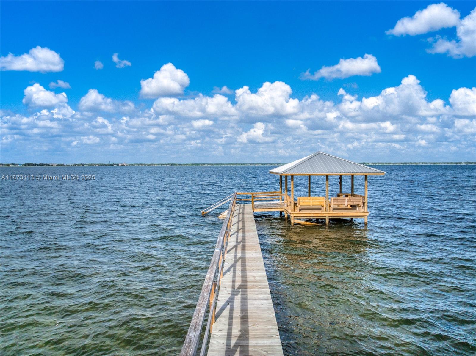 Bay Street Villas - Residential