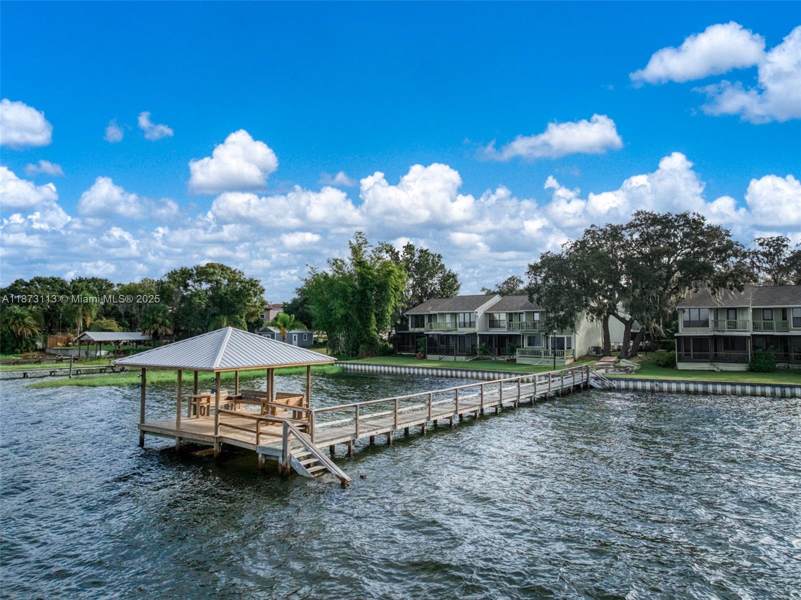 Bay Street Villas - Residential