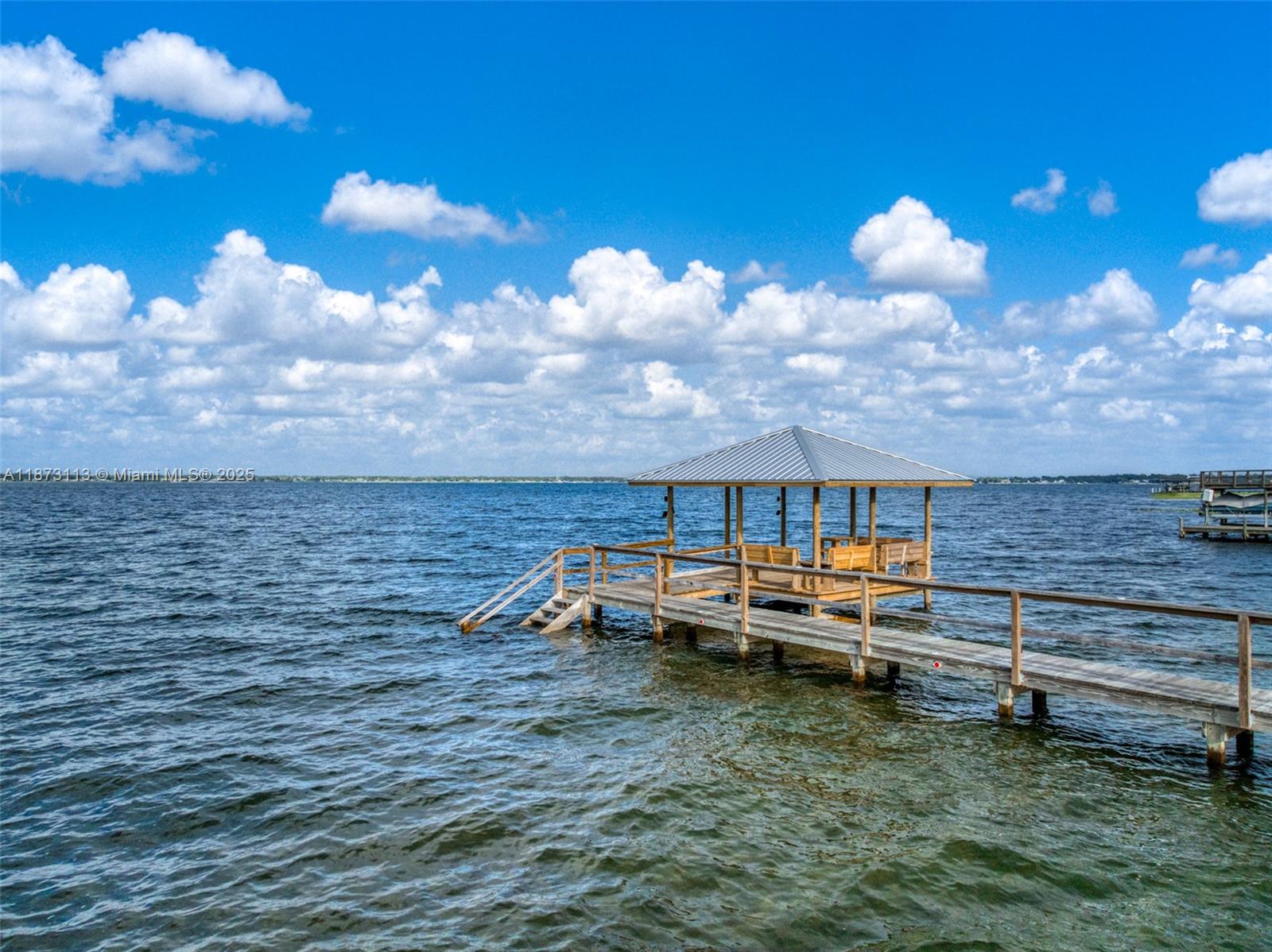 Bay Street Villas - Residential