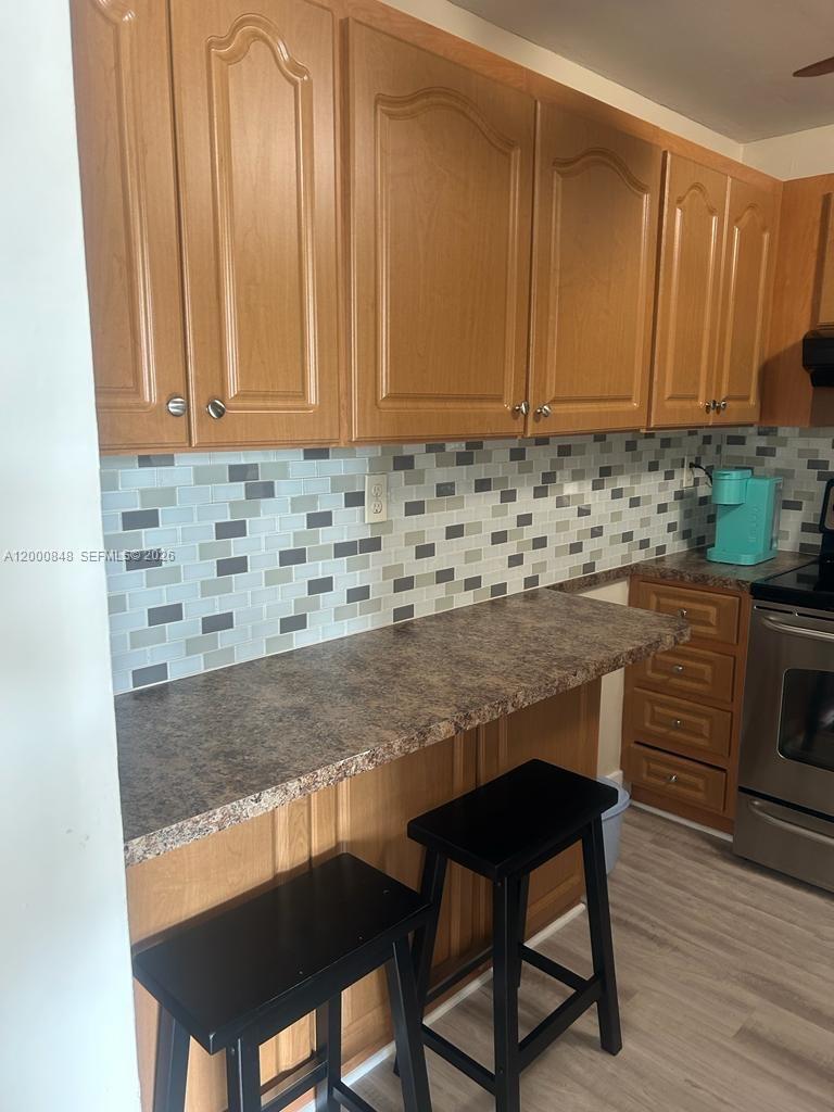 INTERNATIONAL PARK CONDO - Residential Lease