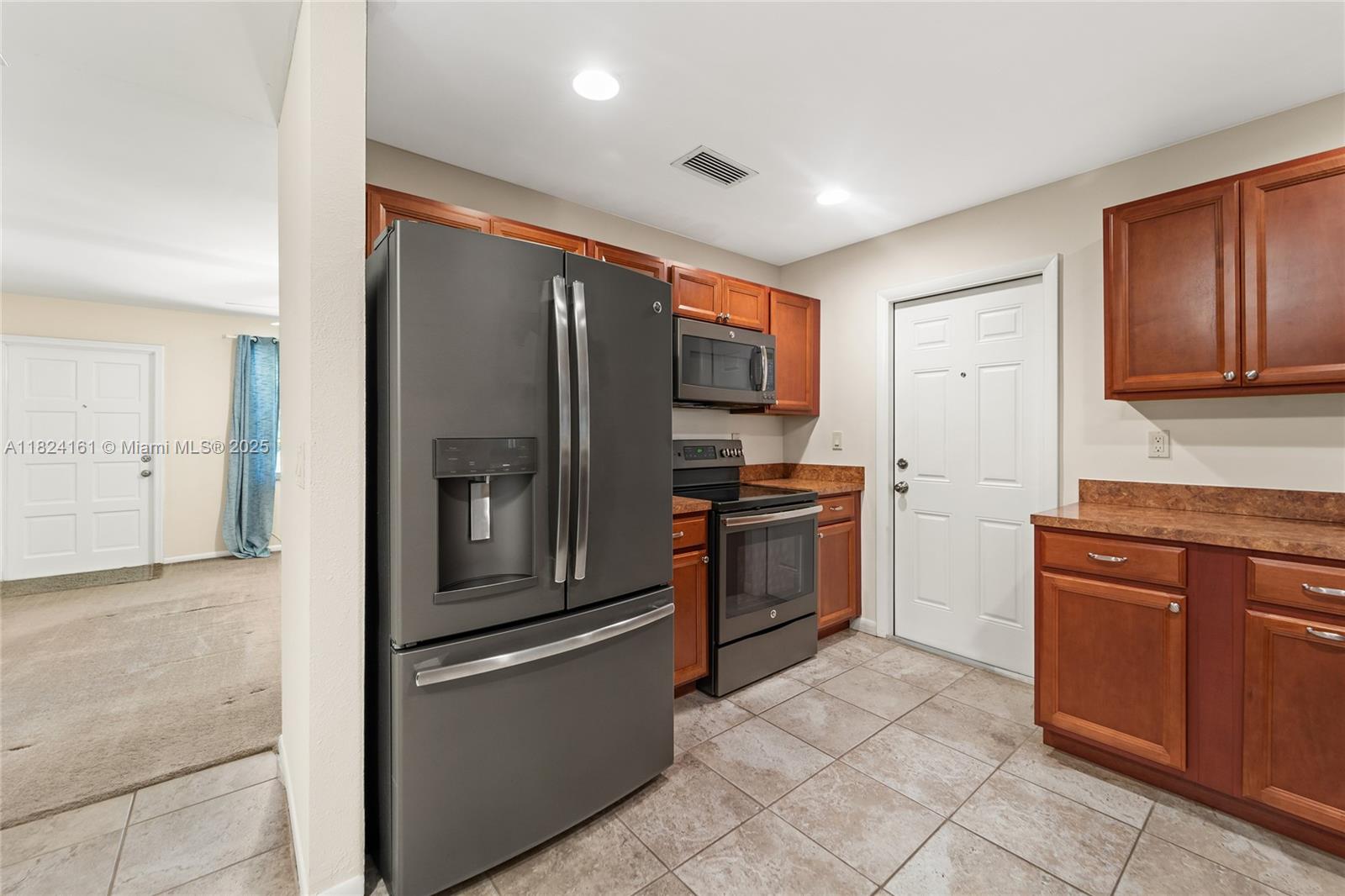 11044 Monet Ridge Rd, Palm Beach Gardens, FL, 33410/$599,000 4 11044 Monet Ridge Rd