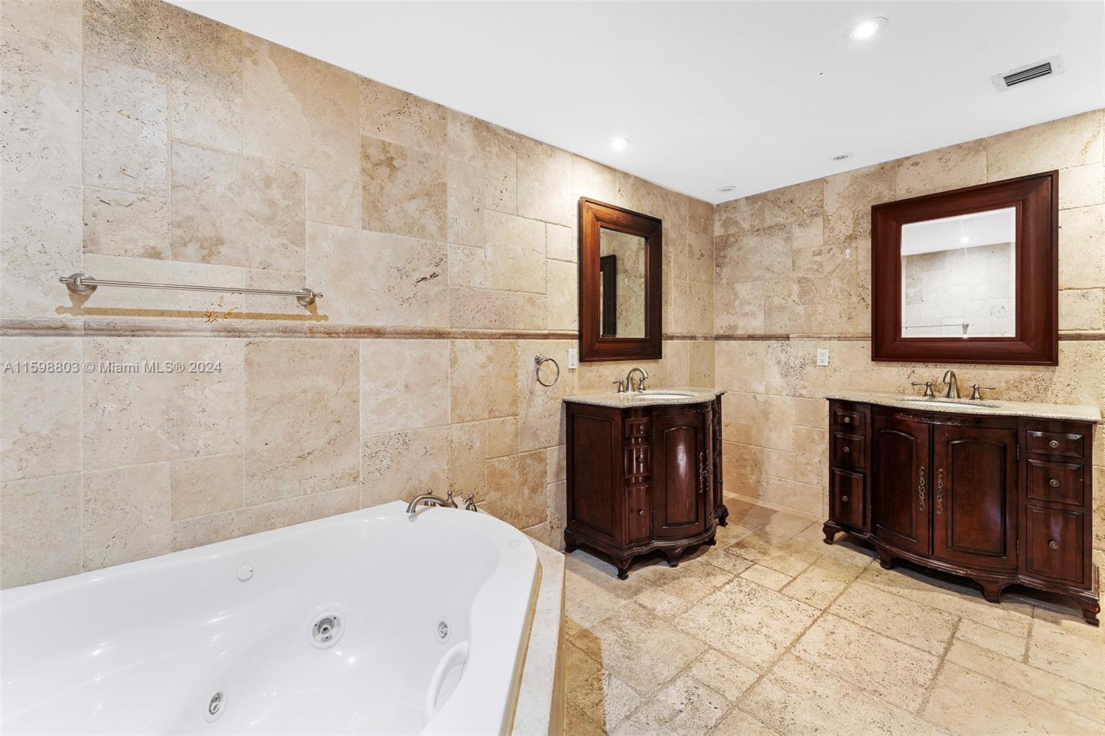 BAY POINT - Residential