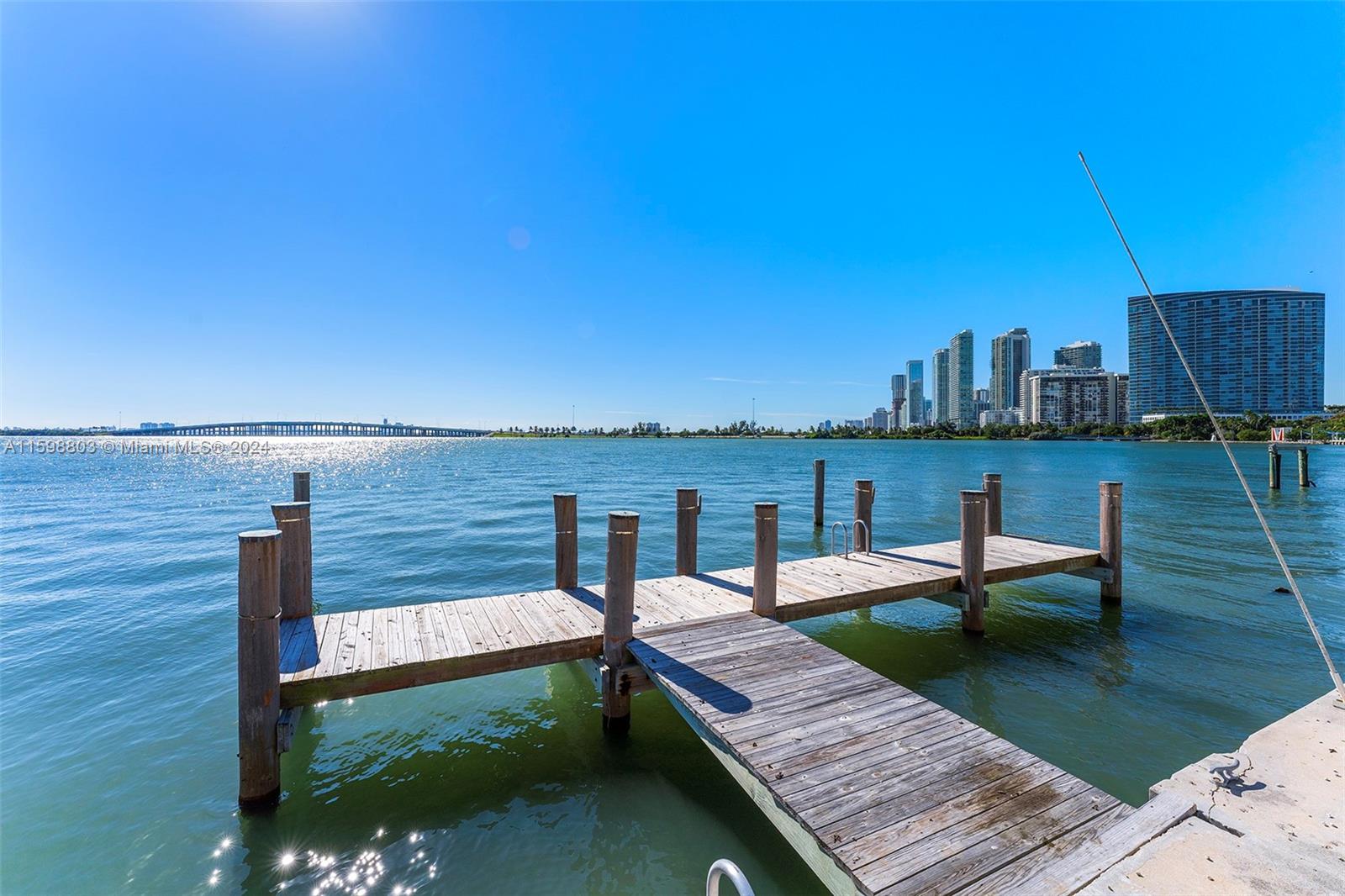 BAY POINT - Residential