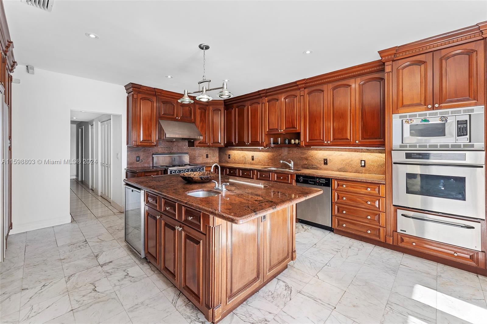 BAY POINT - Residential