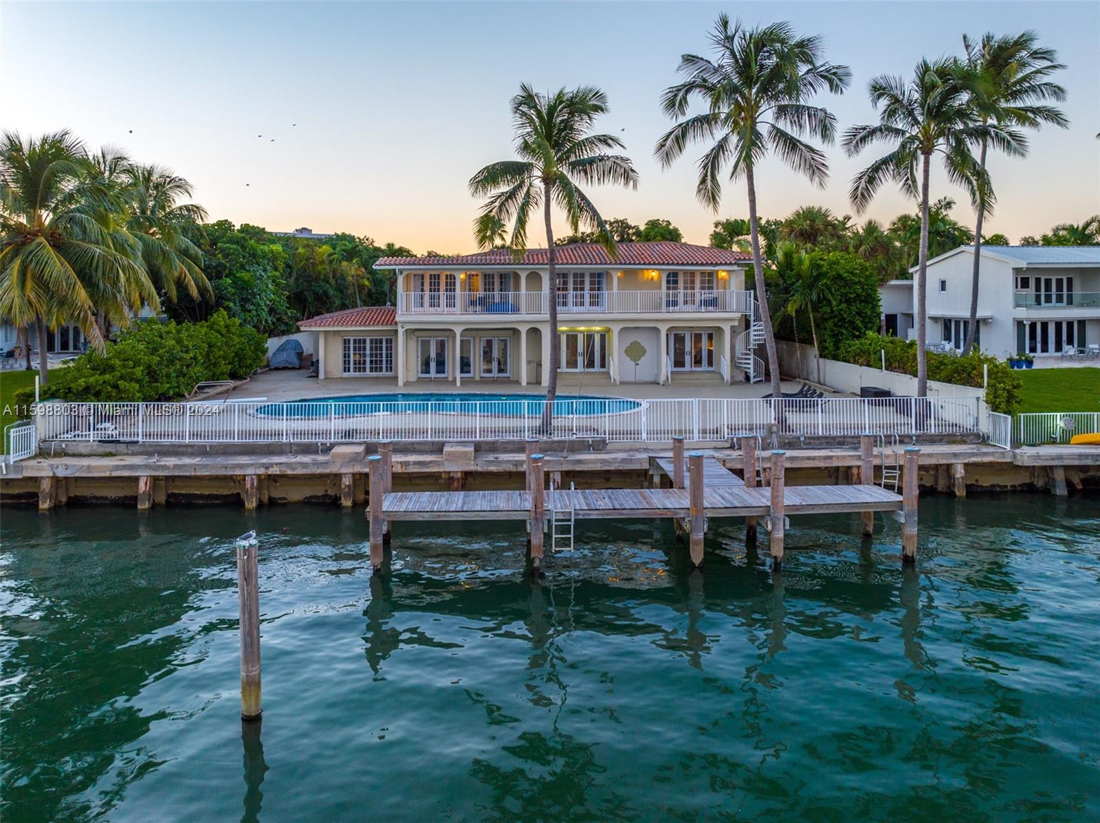 BAY POINT - Residential