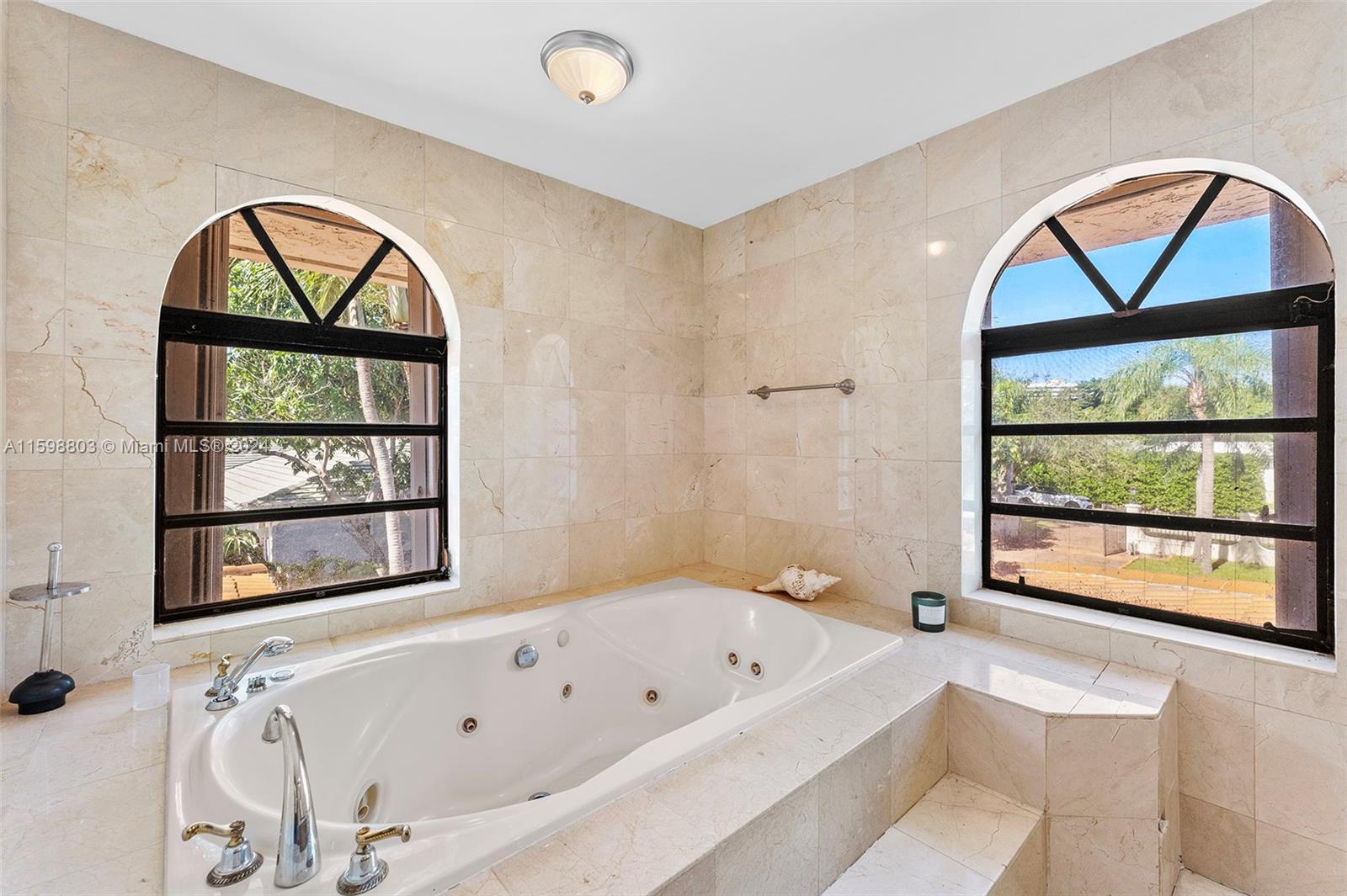 BAY POINT - Residential