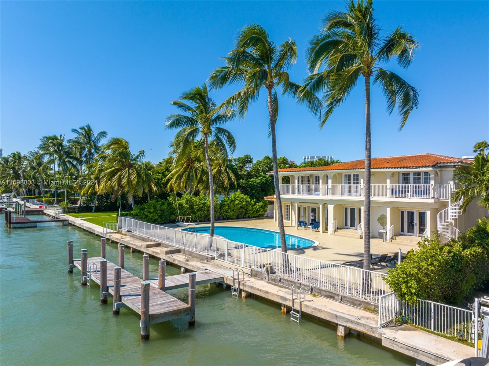 BAY POINT - Residential