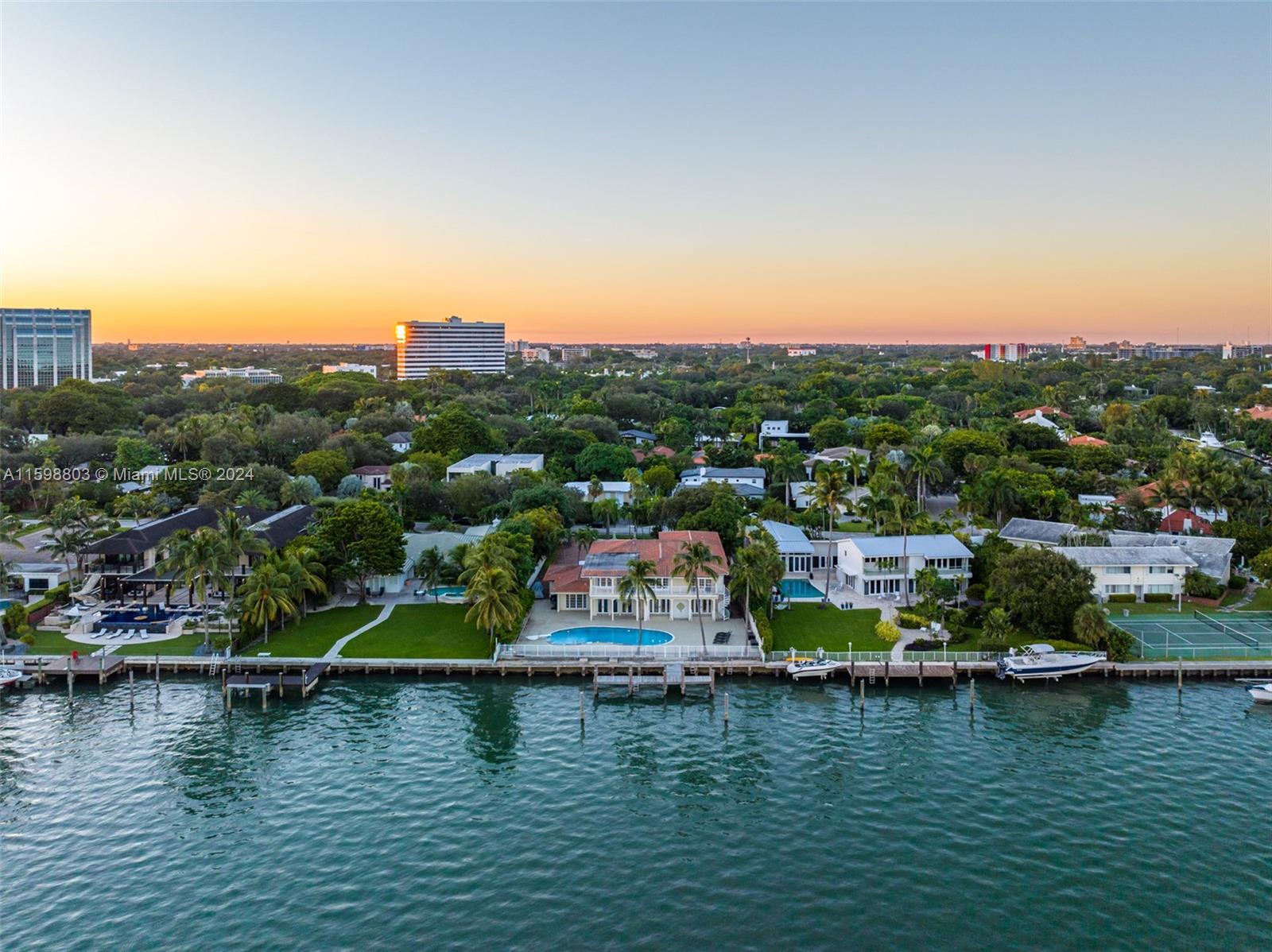 BAY POINT - Residential