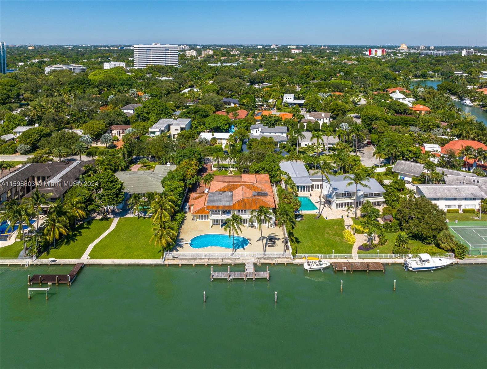 BAY POINT - Residential