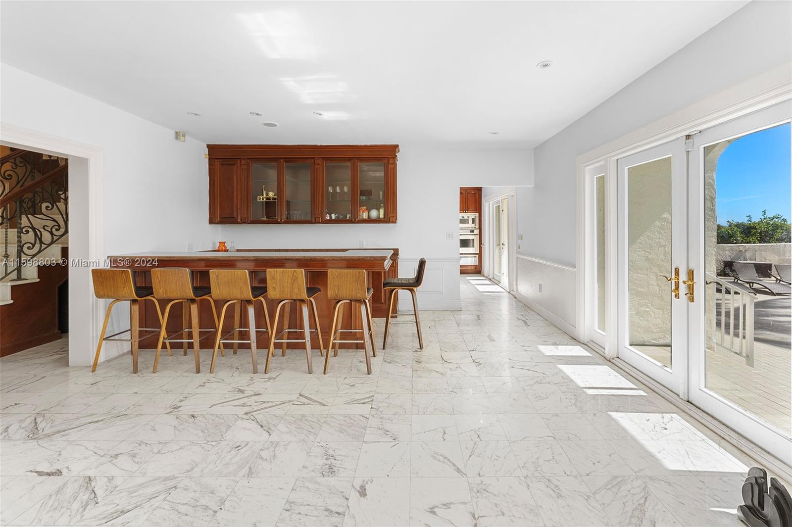 BAY POINT - Residential