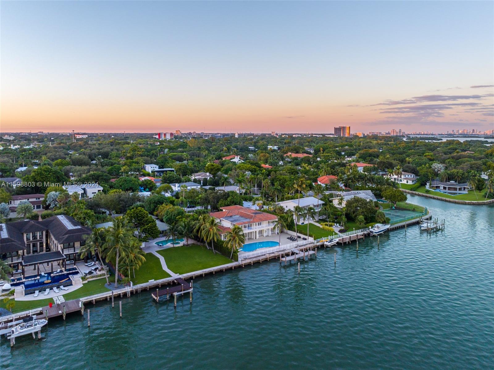 BAY POINT - Residential