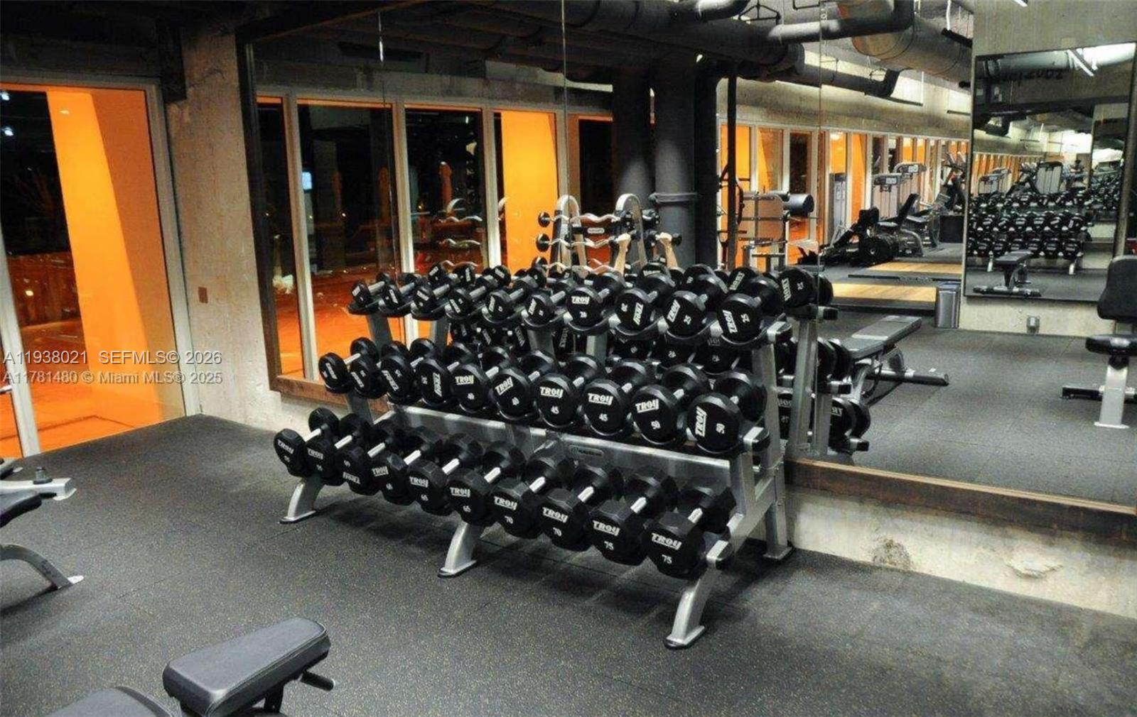 Roney Palace - Residential