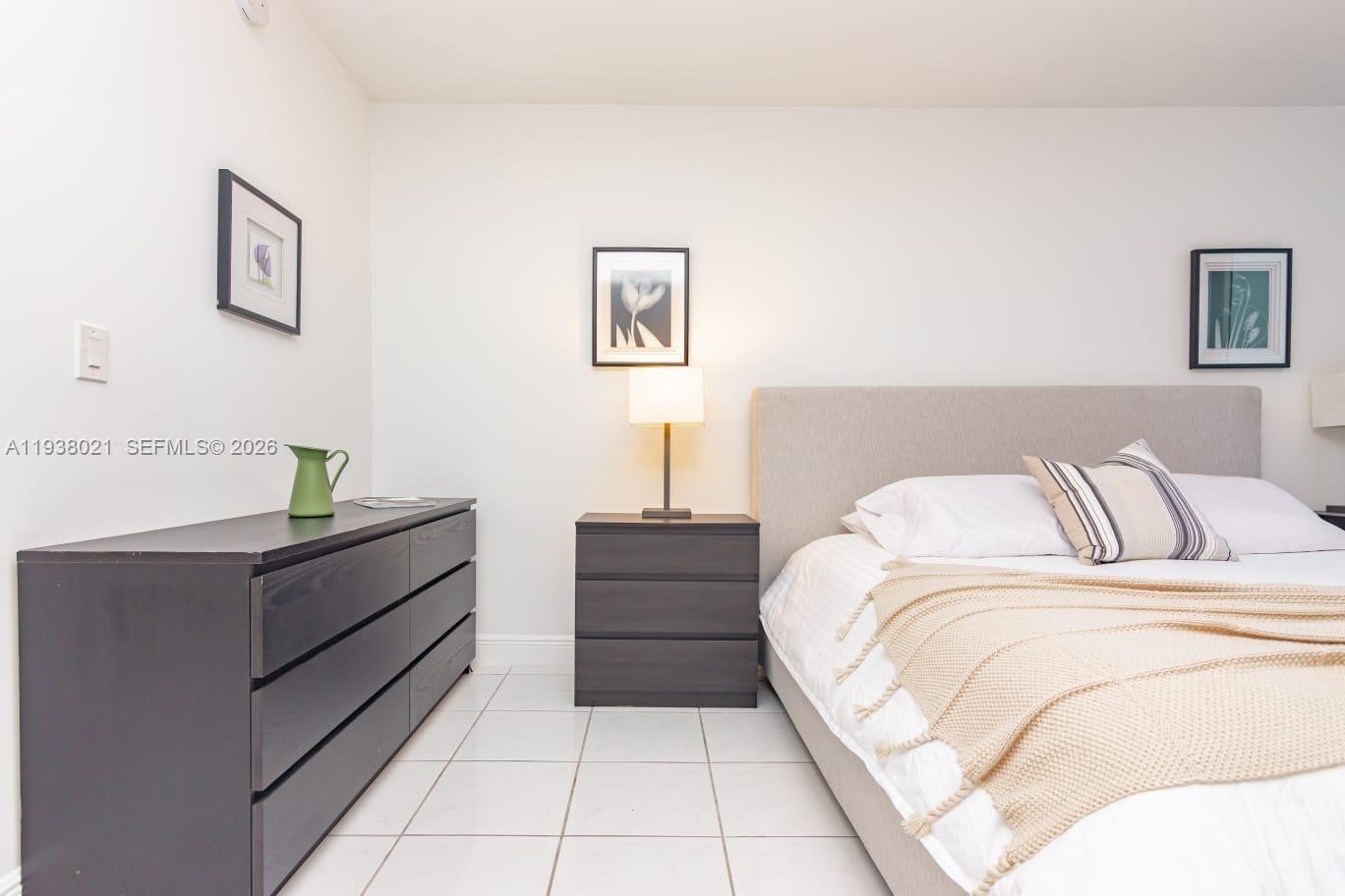 Roney Palace - Residential