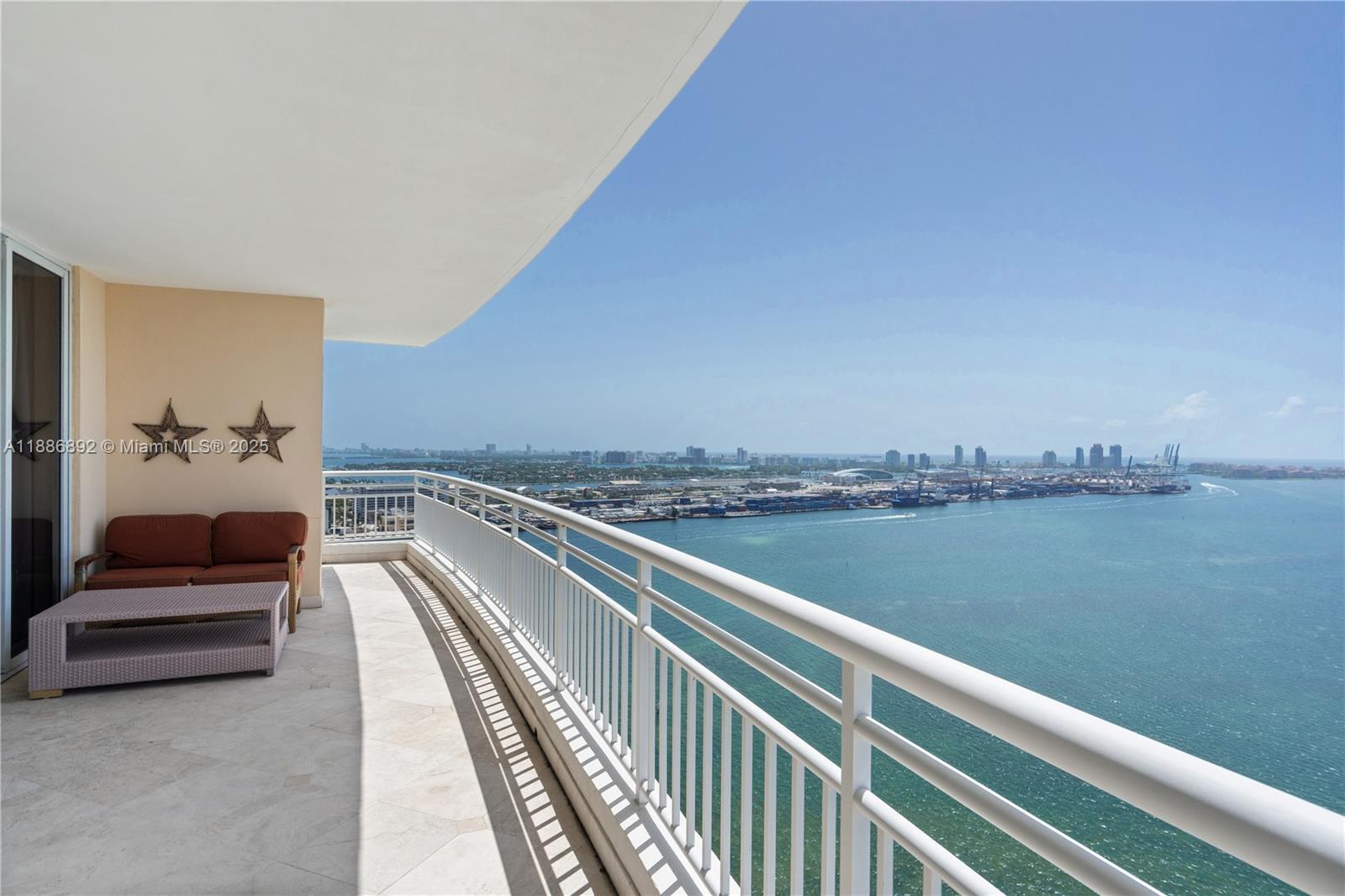 808 Brickell Key Dr 3304