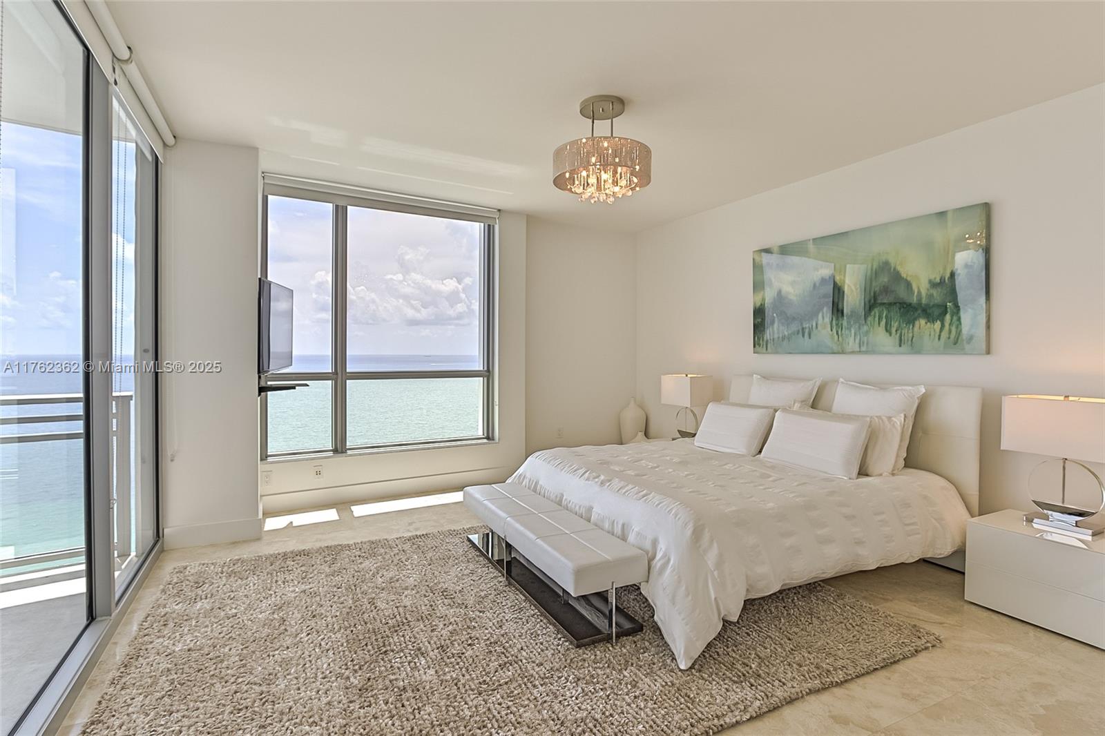 DIPLOMAT OCEANFRONT RESID - Residential