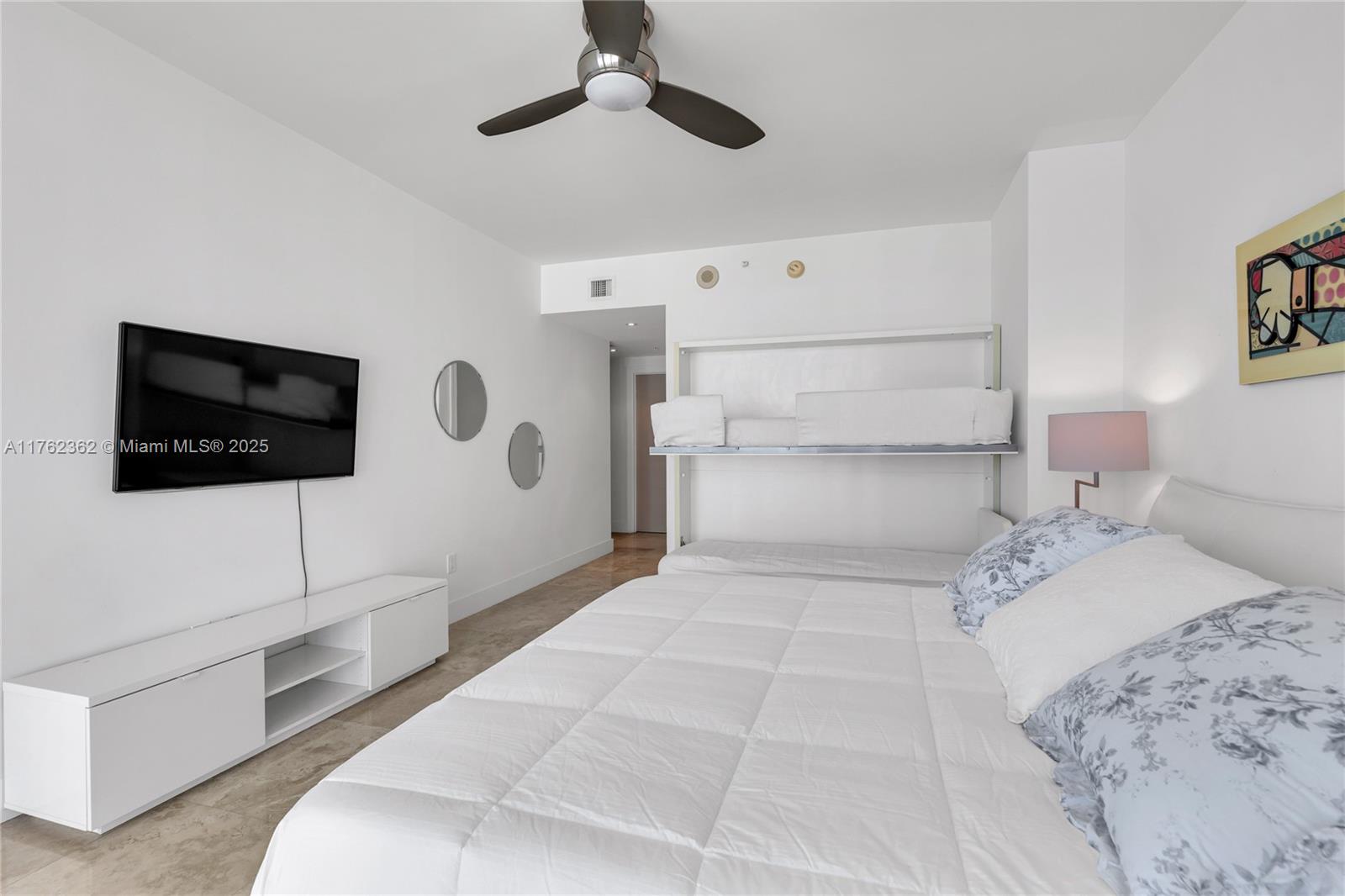 DIPLOMAT OCEANFRONT RESID - Residential