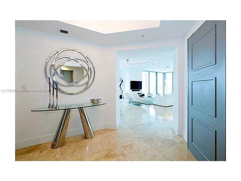 DIPLOMAT OCEANFRONT RESID - Residential