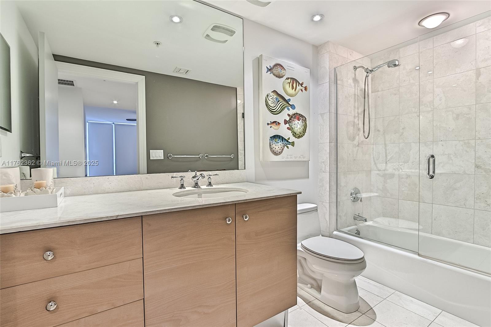 DIPLOMAT OCEANFRONT RESID - Residential