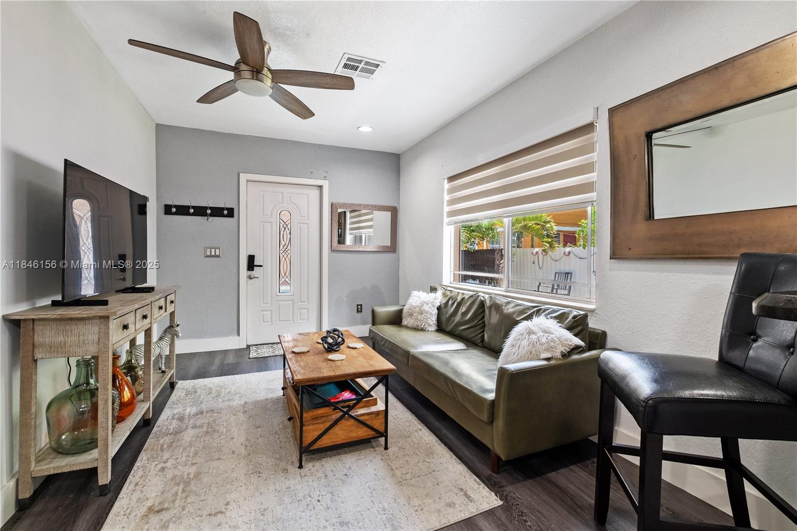 Live peacefully in a Buena Vista 2-bedroom, 1 bathroom apartment, in a walkable neighborhood, minutes from the Miami Design District, Midtown & Wynwood. This beautiful 2-bedroom apartment has an open concept living room/dining room, separate laundry room and a private terrace. Included in the rental price of $2800 is the water and electricity. The property is completely fenced in and is in the rear of the main house.