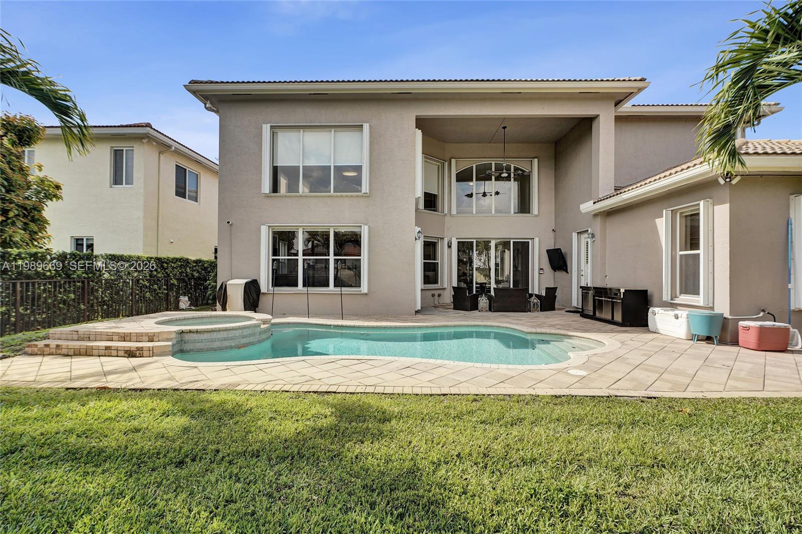 SUNSET FALLS PLAT 1 - Residential