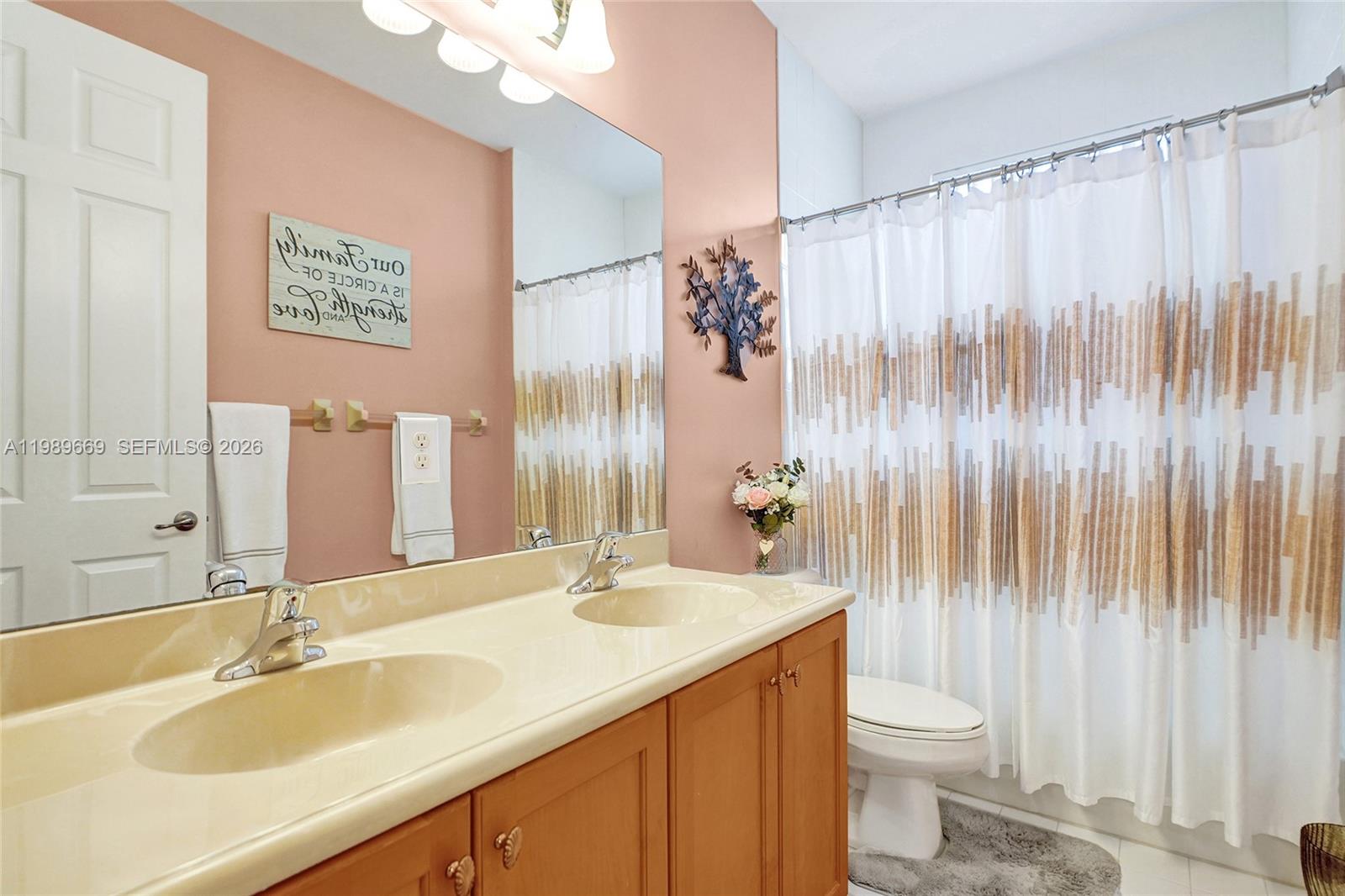 SUNSET FALLS PLAT 1 - Residential