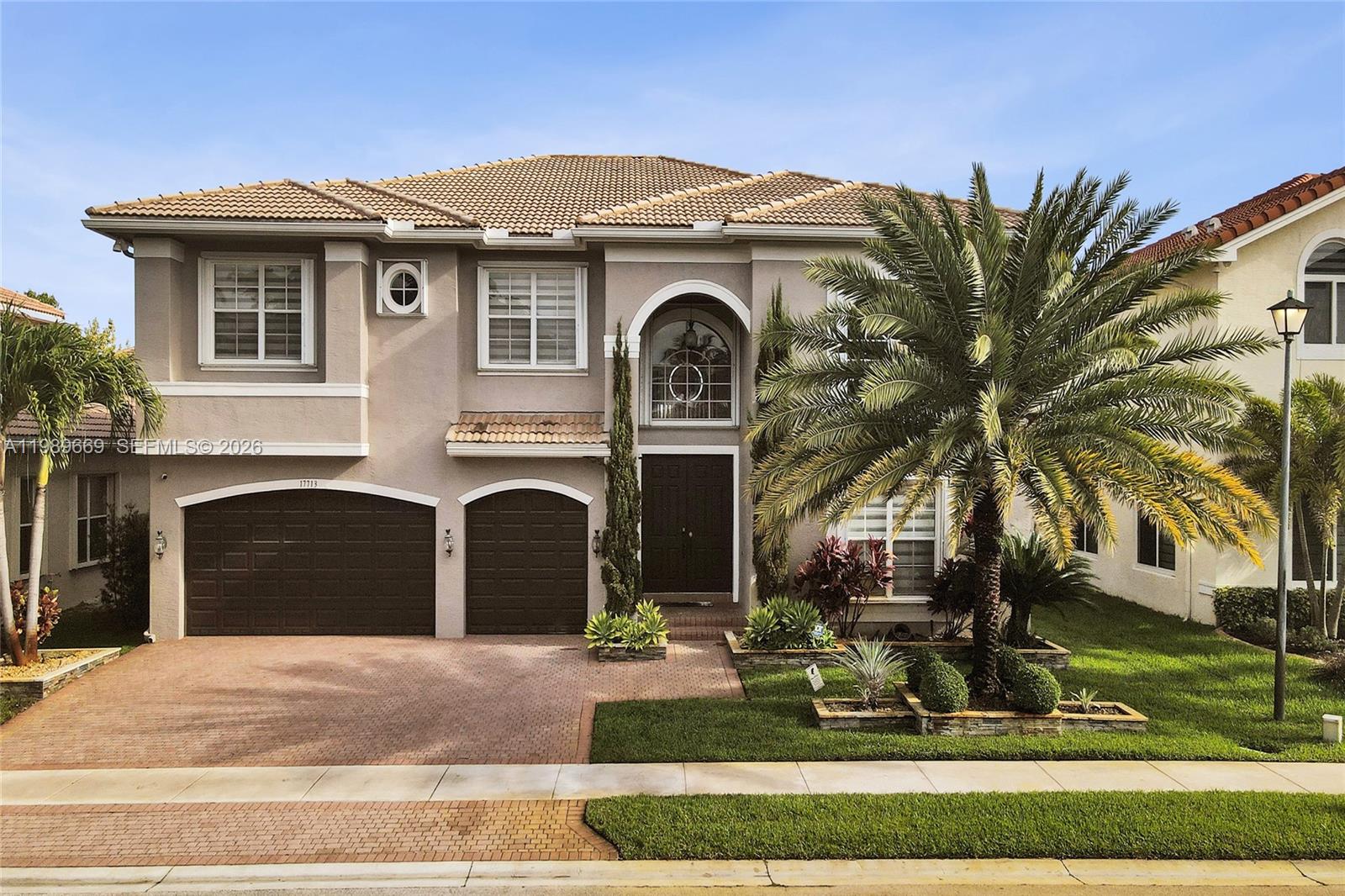 SUNSET FALLS PLAT 1 - Residential