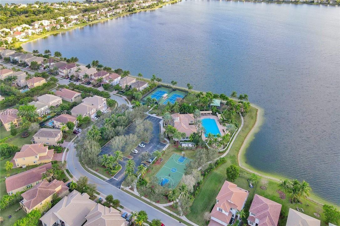 SUNSET FALLS PLAT 1 - Residential