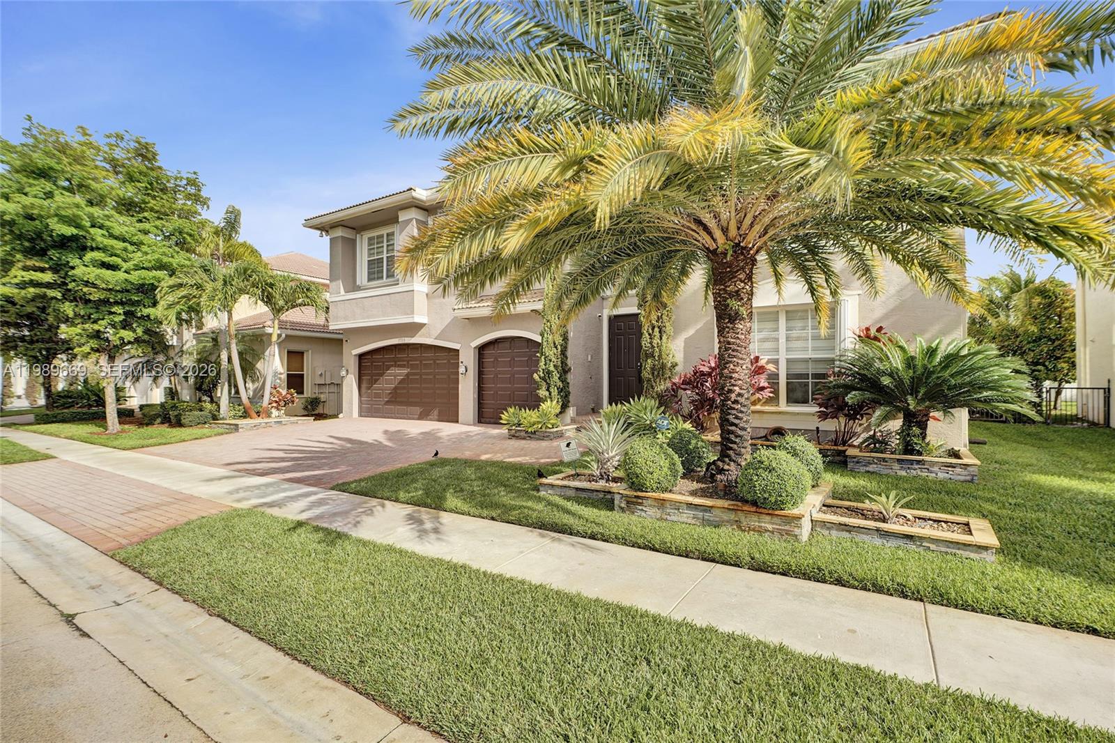 SUNSET FALLS PLAT 1 - Residential