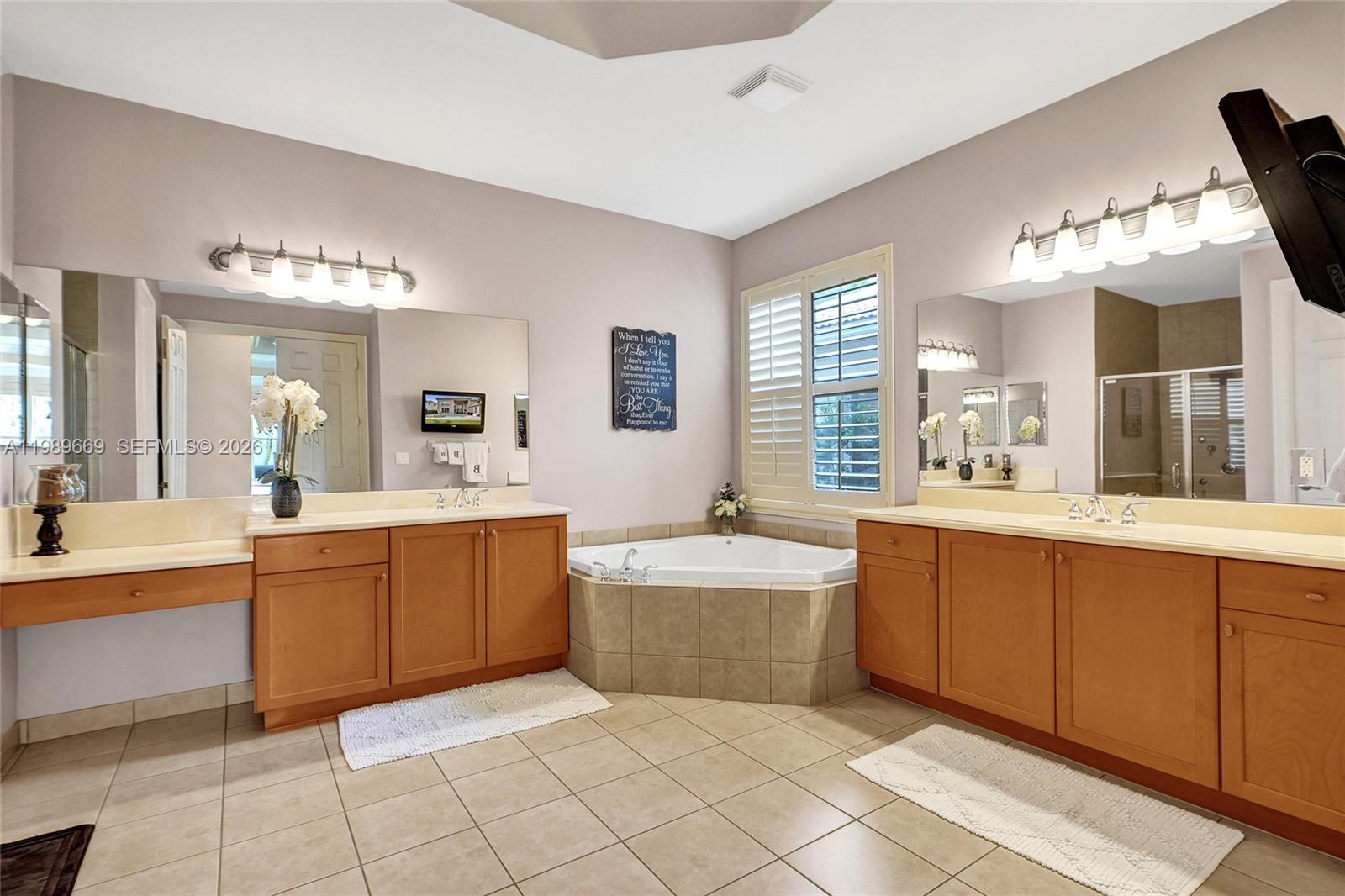 SUNSET FALLS PLAT 1 - Residential