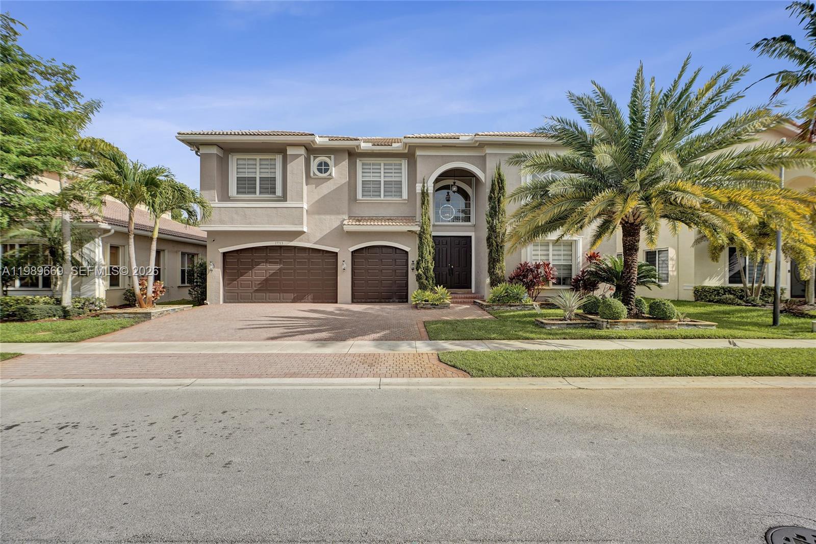 SUNSET FALLS PLAT 1 - Residential