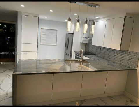 1100 W 35th St Hialeah FL 33012