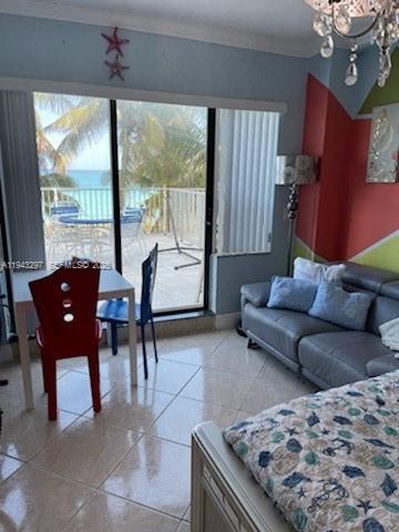 THE CASABLANCA CONDO - Residential