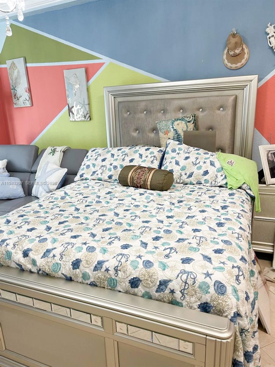 THE CASABLANCA CONDO - Residential