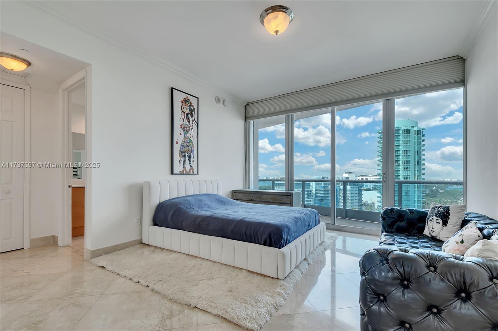 RESIDENCES - THE BATH CLUB - Residential