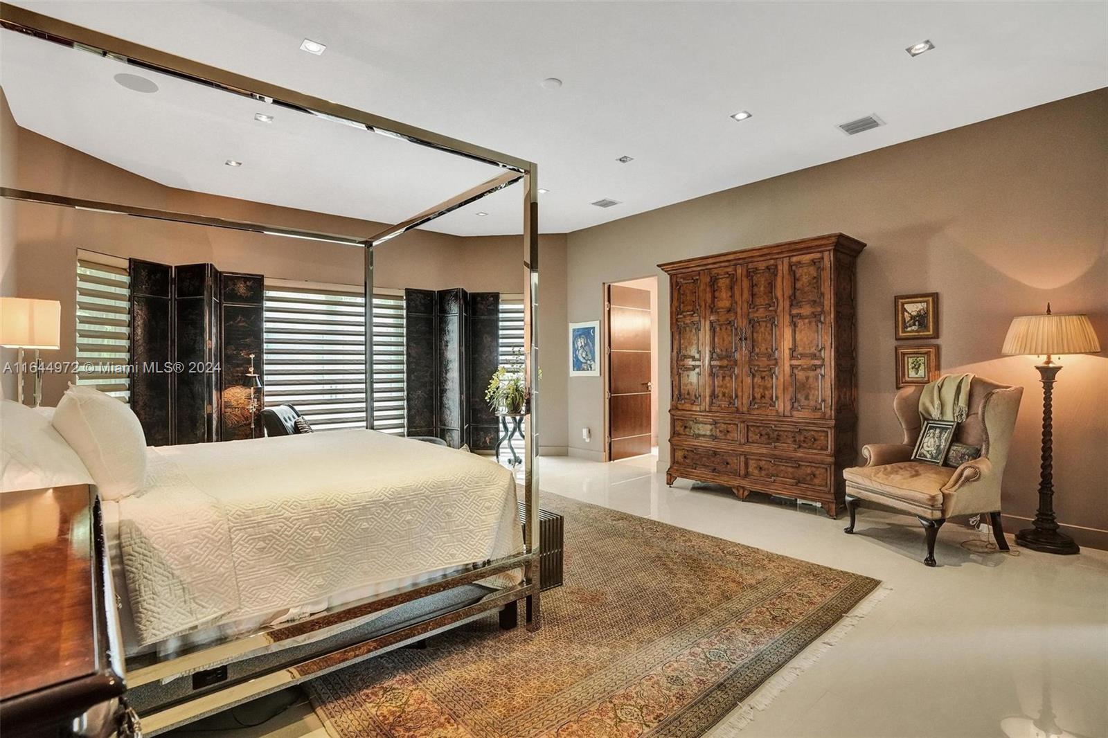 CORAL RIDGE COUNTRY CLUB - Residential