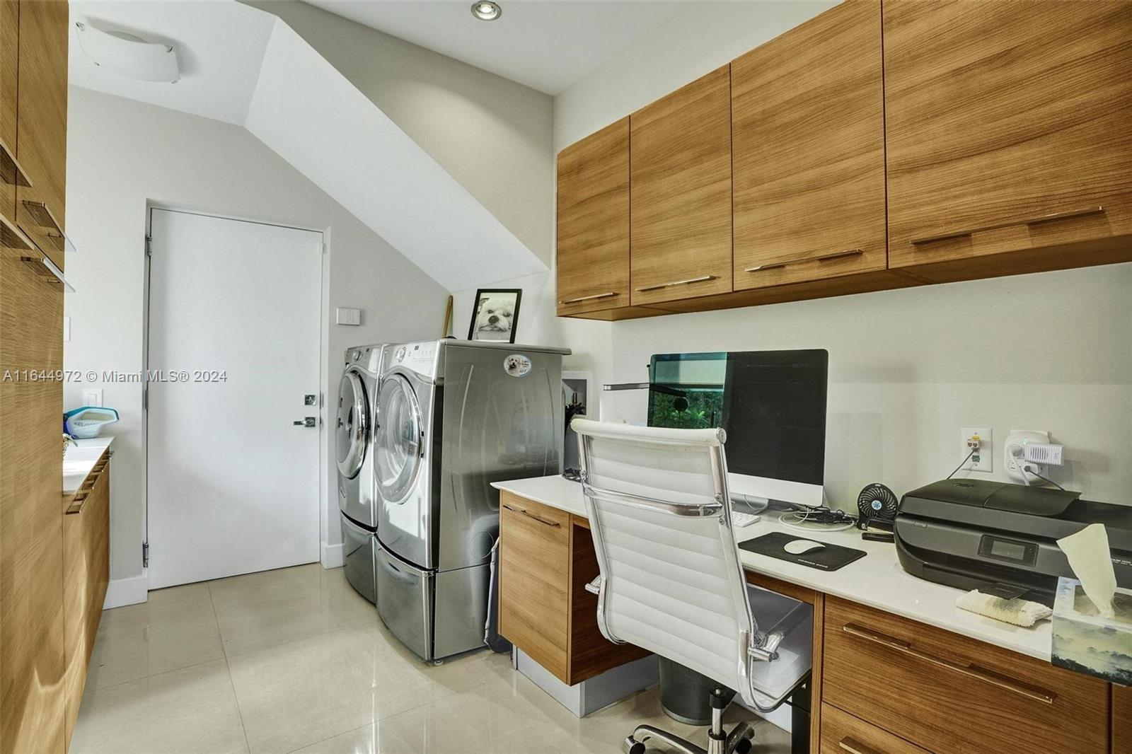 CORAL RIDGE COUNTRY CLUB - Residential
