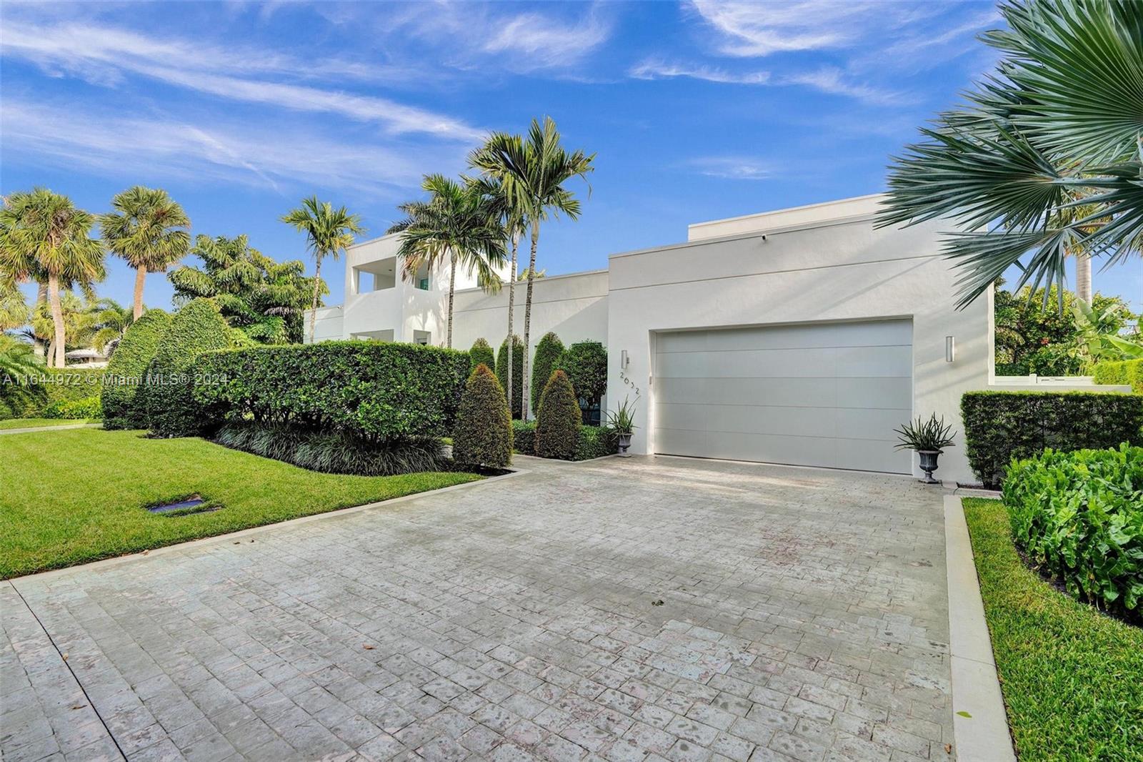 CORAL RIDGE COUNTRY CLUB - Residential