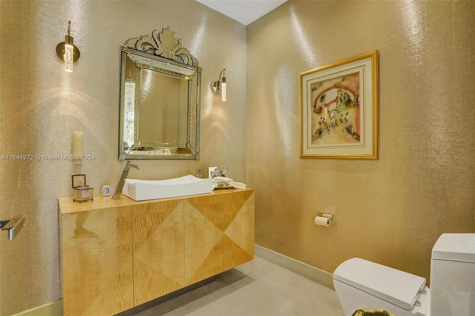 CORAL RIDGE COUNTRY CLUB - Residential