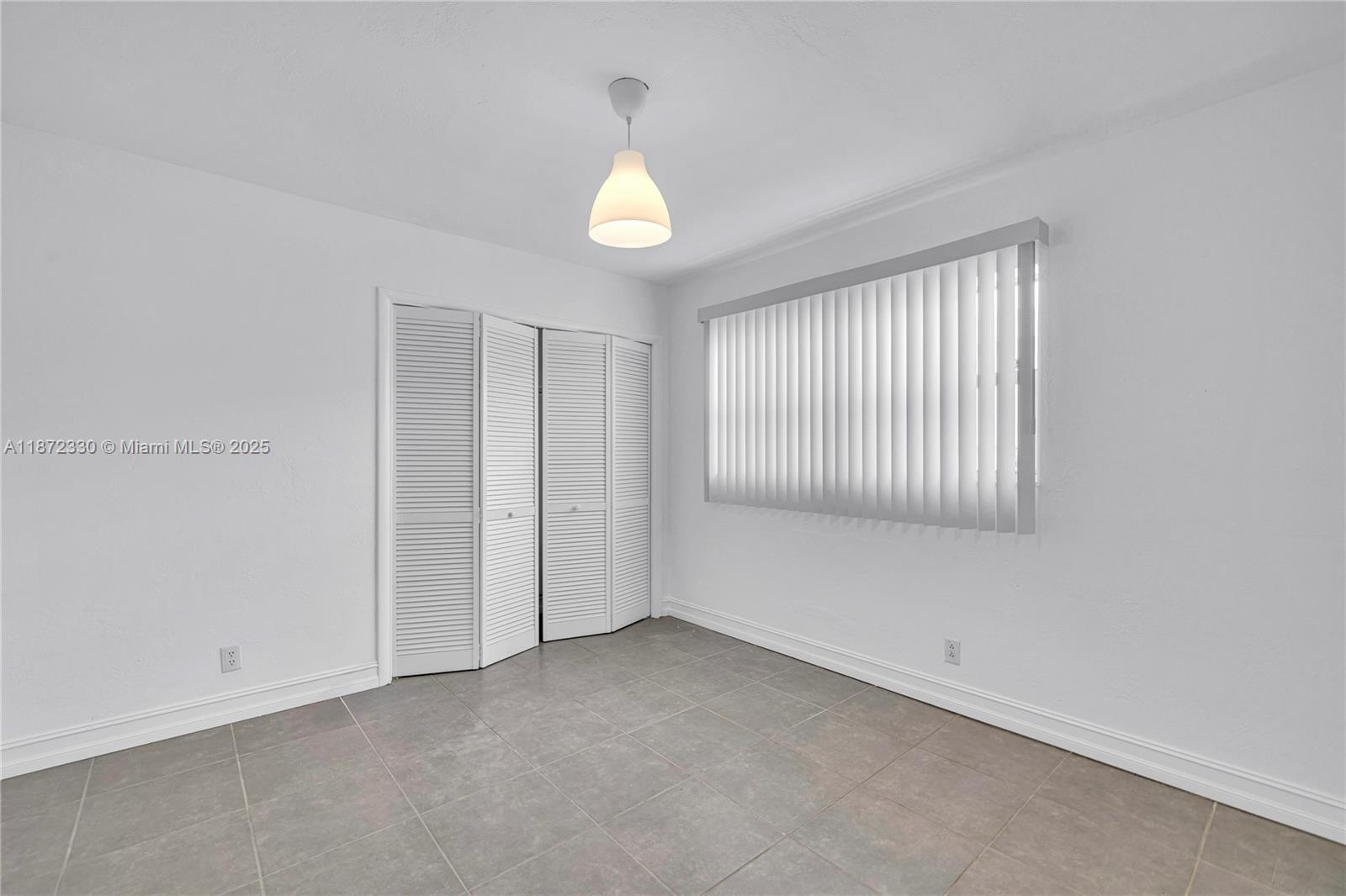 MODELO PARK - Residential Lease