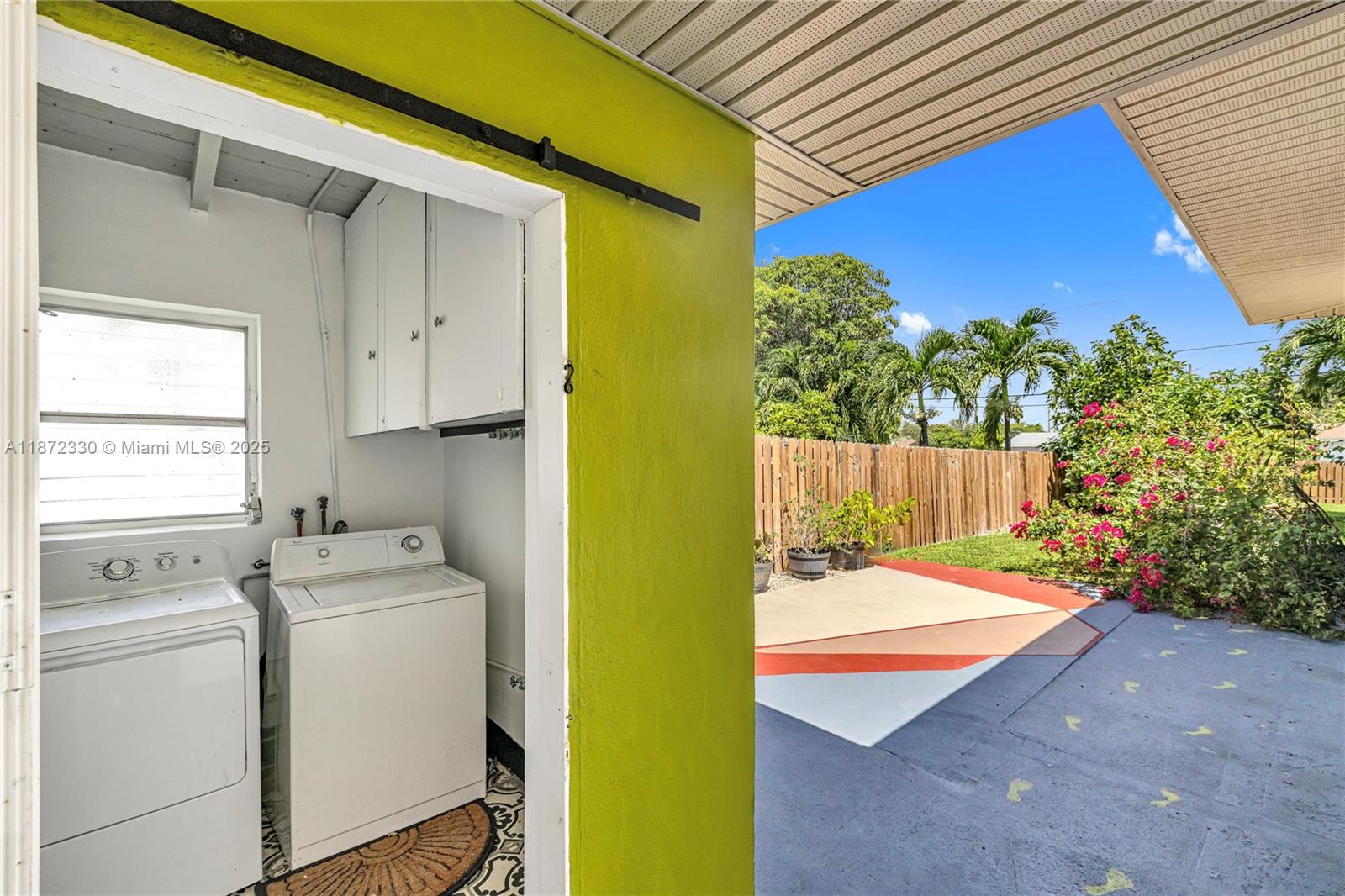 MODELO PARK - Residential Lease