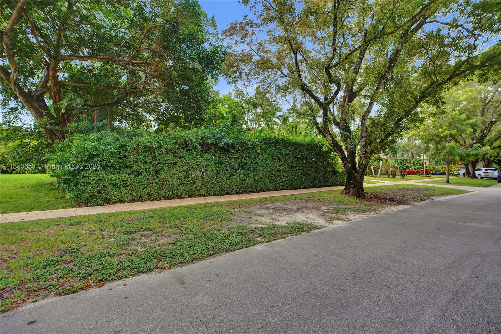 CORAL GABLES BILTMORE SEC - Residential