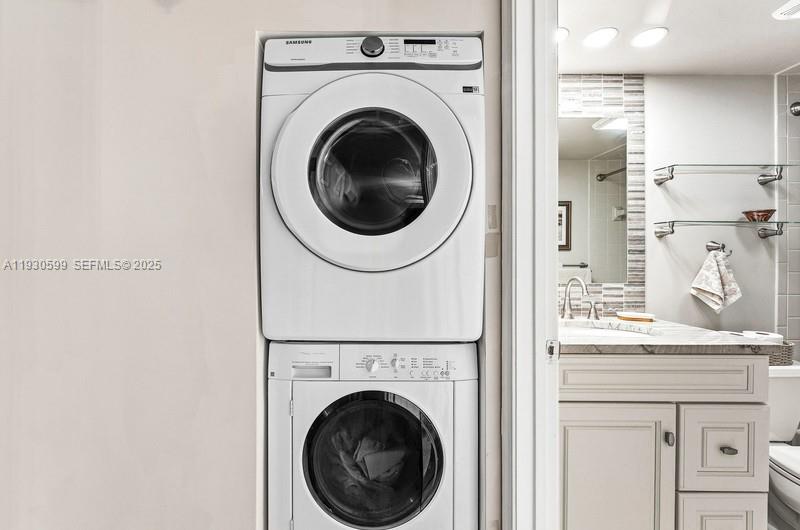 JUPITER BAY ONE THRU SIX - Residential