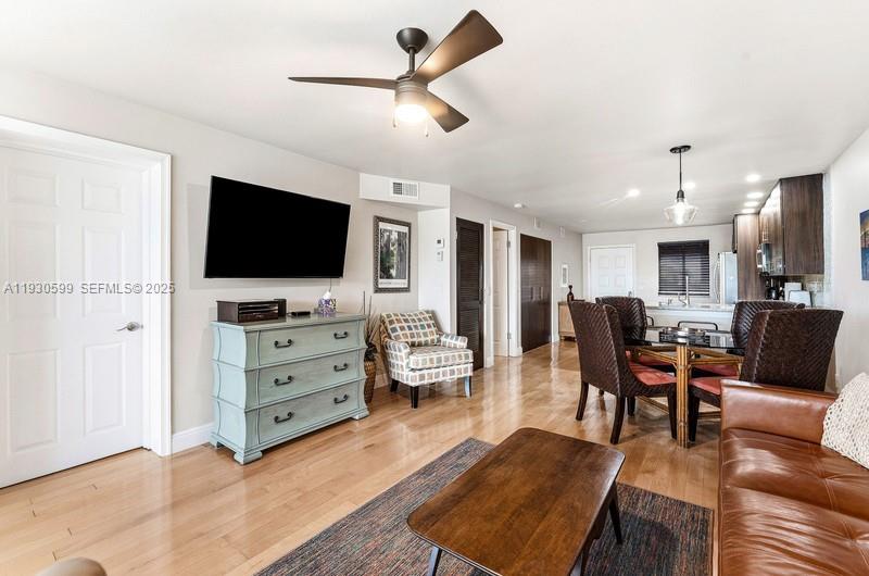 JUPITER BAY ONE THRU SIX - Residential