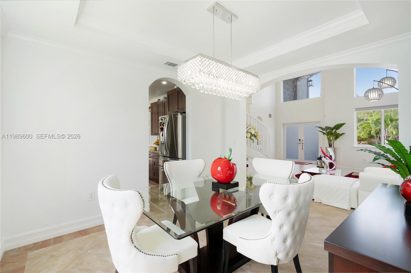 FLORIDIAN BAY ESTATES - Residential