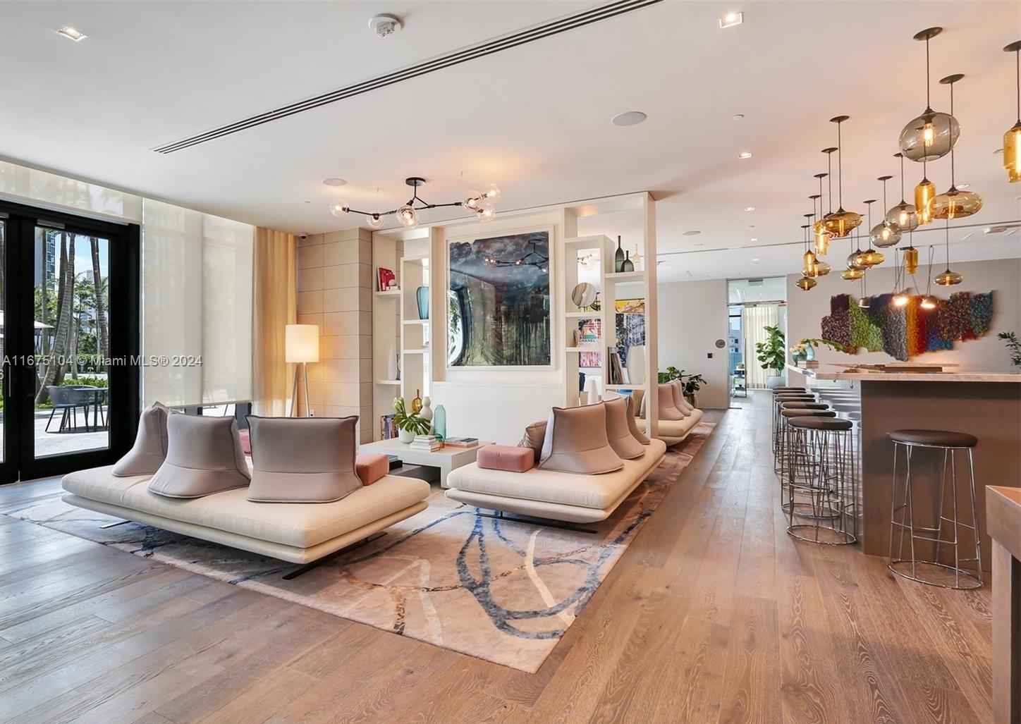 GRAN PARAISO CONDO - Residential