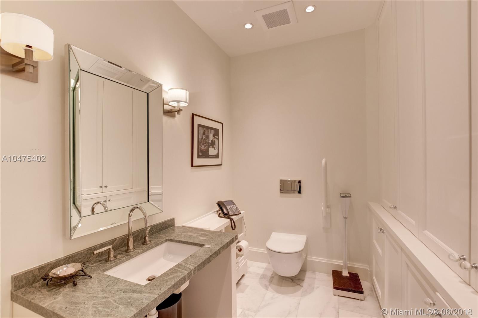 THE GABLES CONDO - Residential