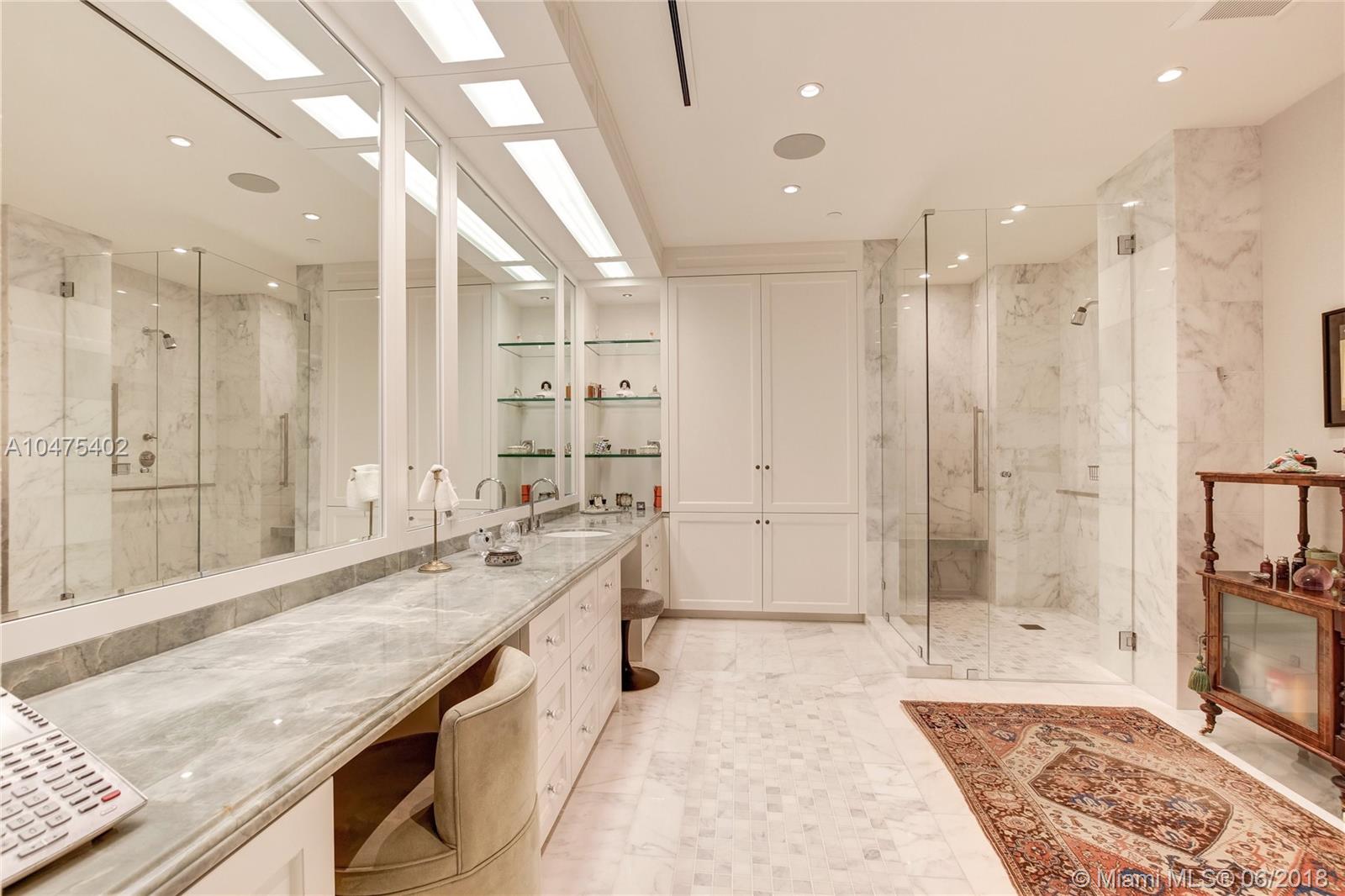 THE GABLES CONDO - Residential