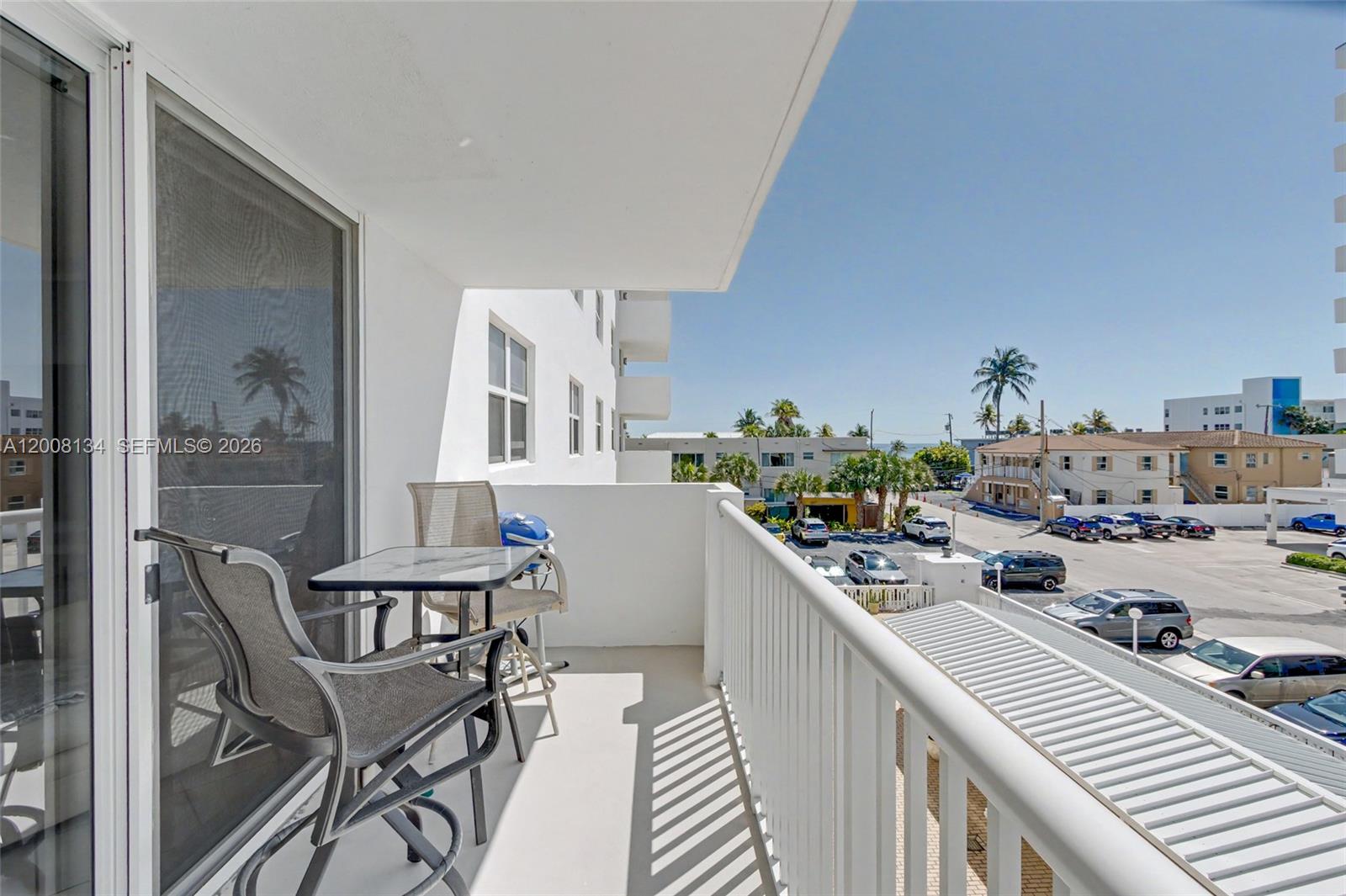 CAMBRIDGE TOWERS CONDO - Residential