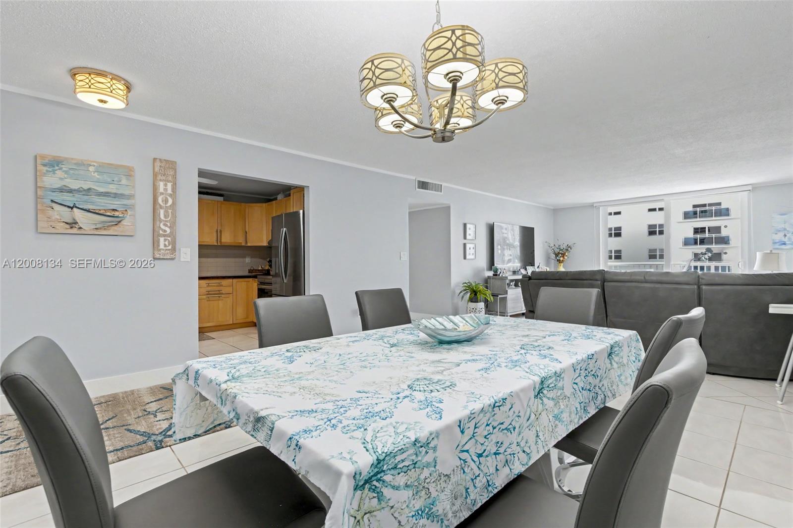 CAMBRIDGE TOWERS CONDO - Residential